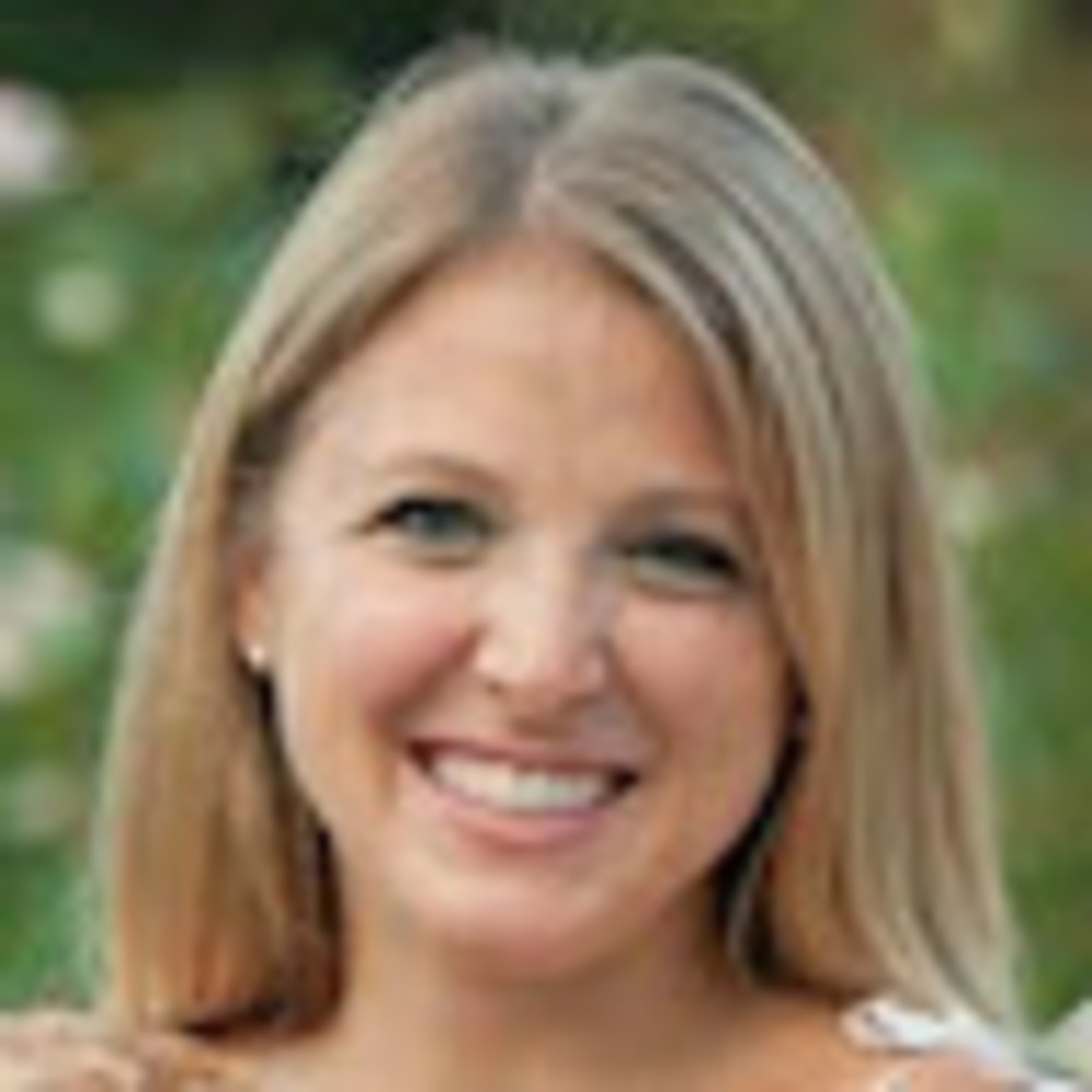 Meet your Posher, Courtney